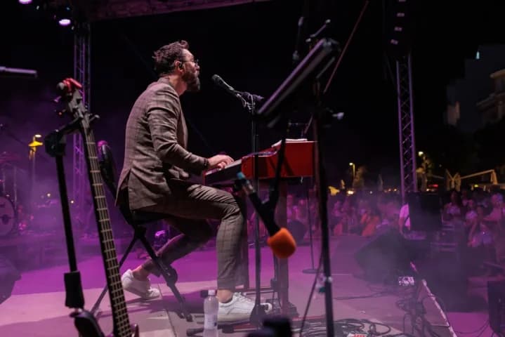 gallery preview image